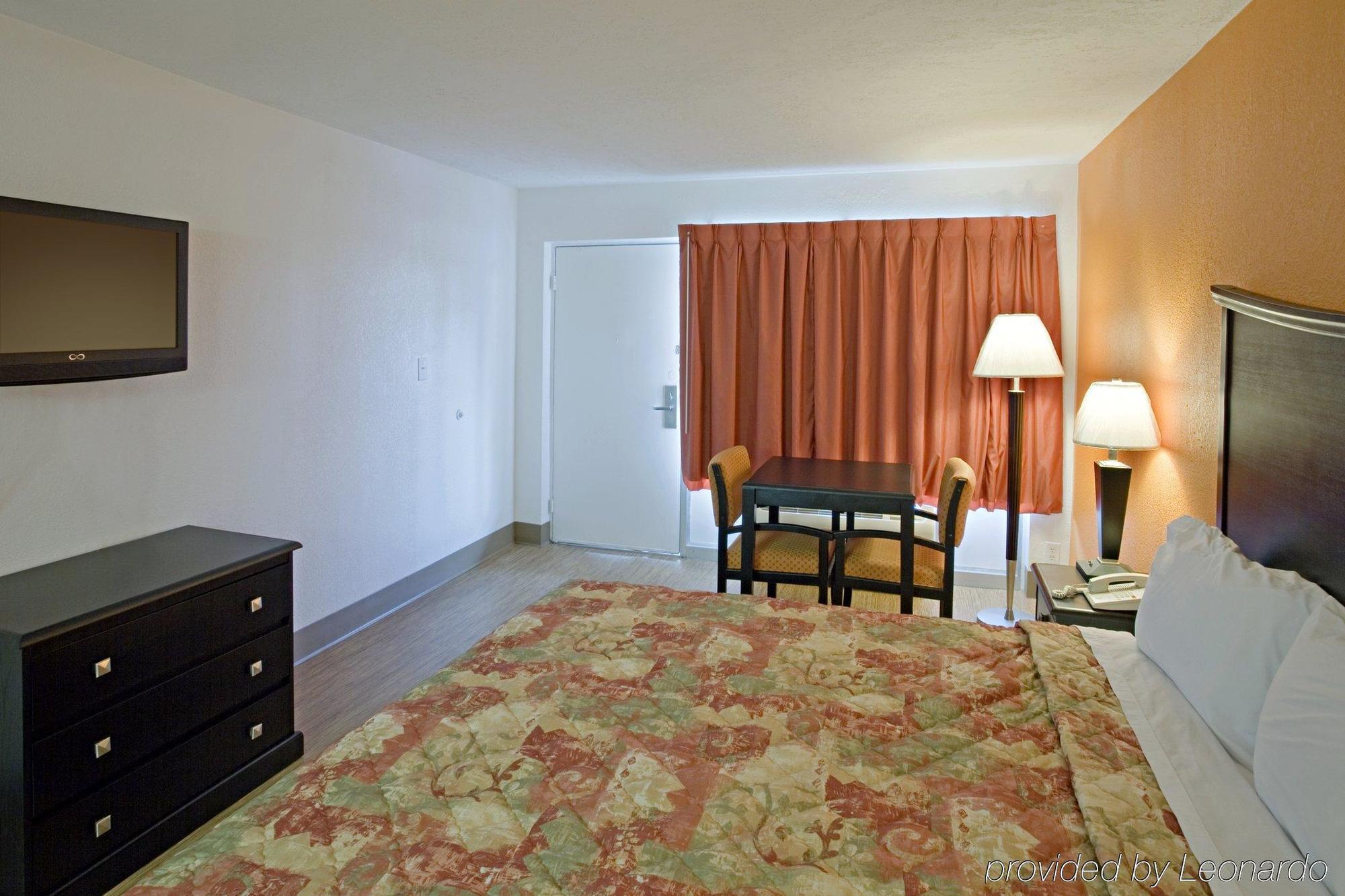 Econo Lodge Metropolis Værelse billede